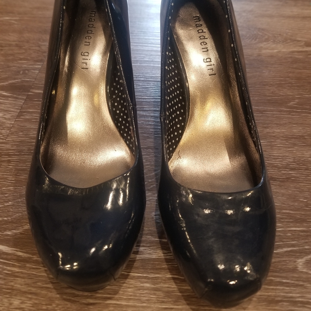Madden Girl Size 8 Blye Heels